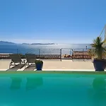Suite Love Spa Piscine Vue Mer 1