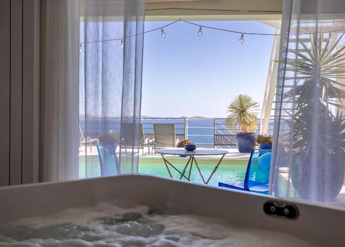 Suite Love Spa Piscine Vue Mer 1
